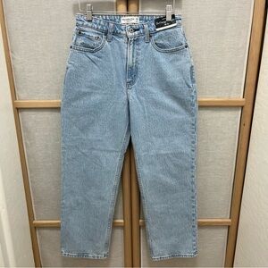 Abercrombie & Fitch Vintage Straight High Rise Curve Love NWT